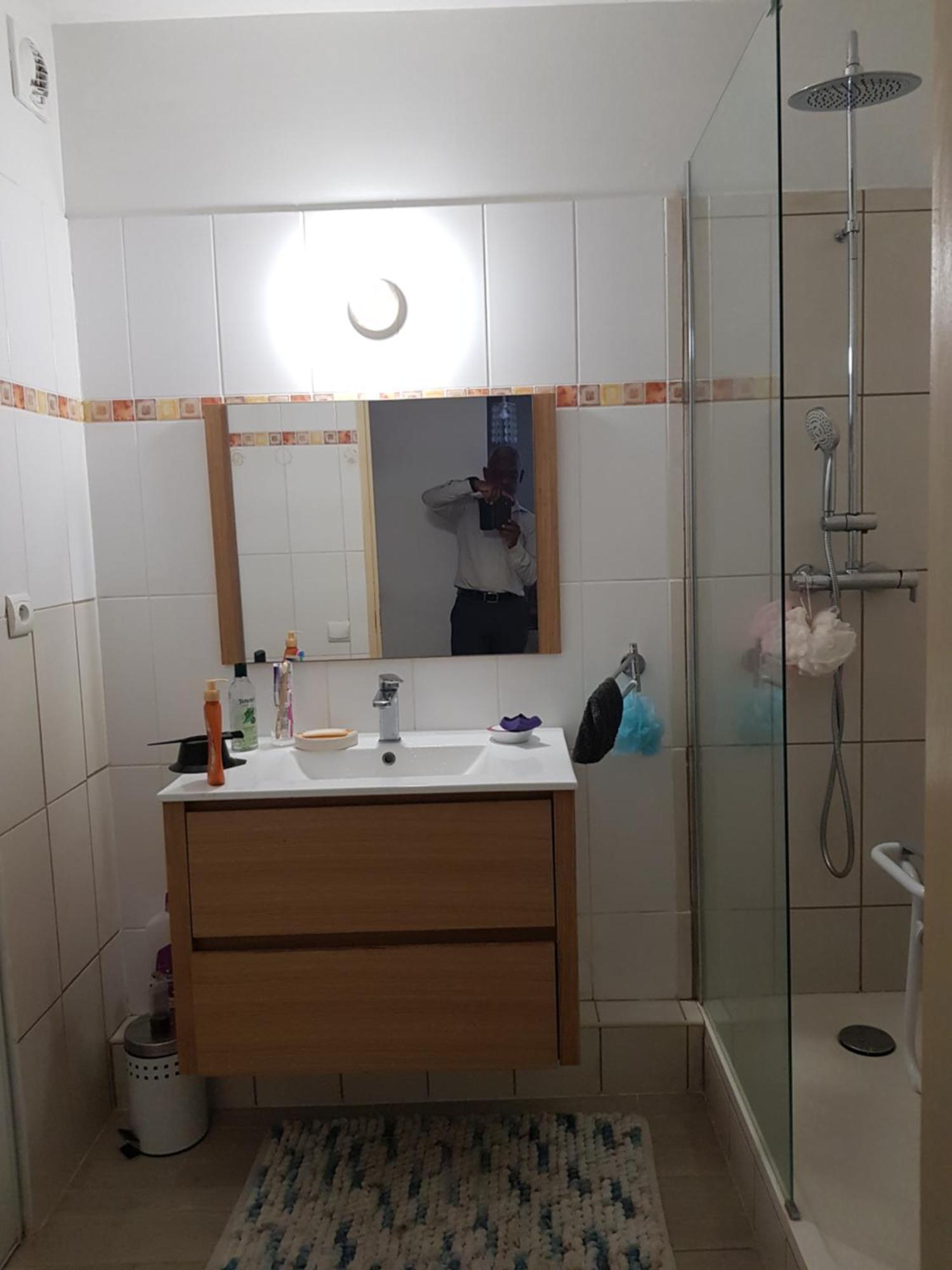 T3 Dans Residence Bon Standing Tres Proche Centre Ville Saint Denis Екстериор снимка